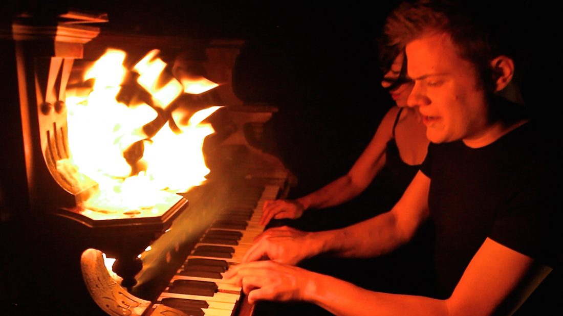 Anderson and Roe Piano Duo, YouTube stars (video still)